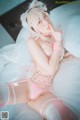 DJAWA Photo - Sonson (손손): "Gata Rosa" (45 photos)